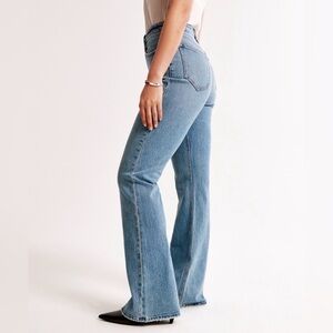 Abercrombie & Fitch High Rise Vintage Flare Jeans
